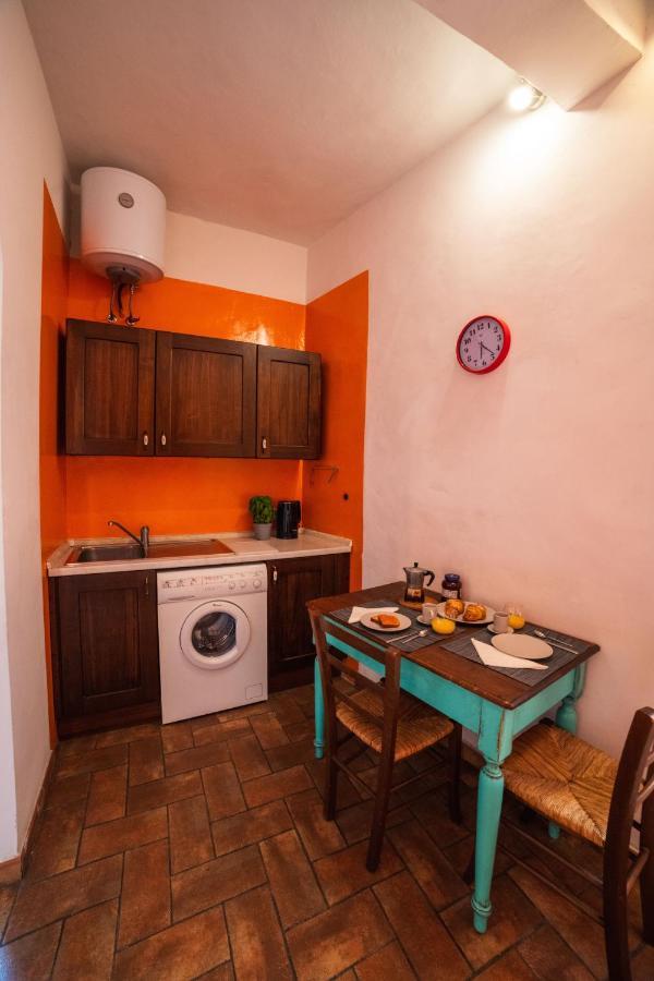 S1 - Serristori Tower Apt - Dolcevita Holiday Florens Exteriör bild